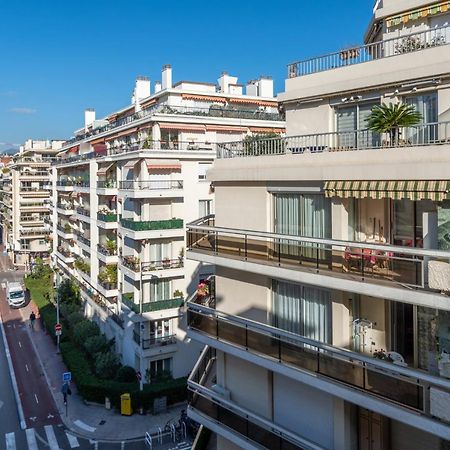 Sunny And Modern Baquis Flat Apartment Nice Exterior photo